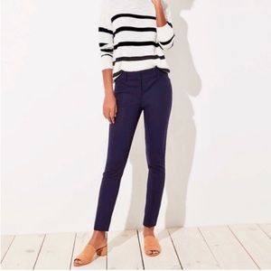 LOFT Julie Skinny Fit Ankle Pants in Navy Blue Size 4